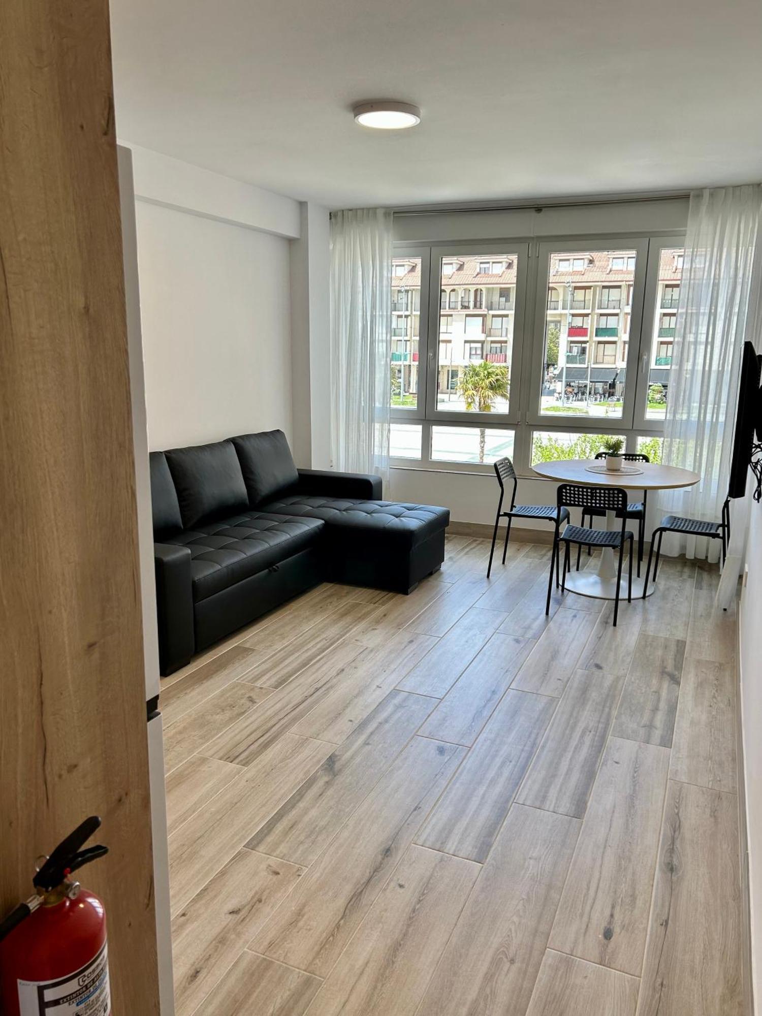 Apartamento Plaza De La Villa Playa Trengandin Noja Esterno foto